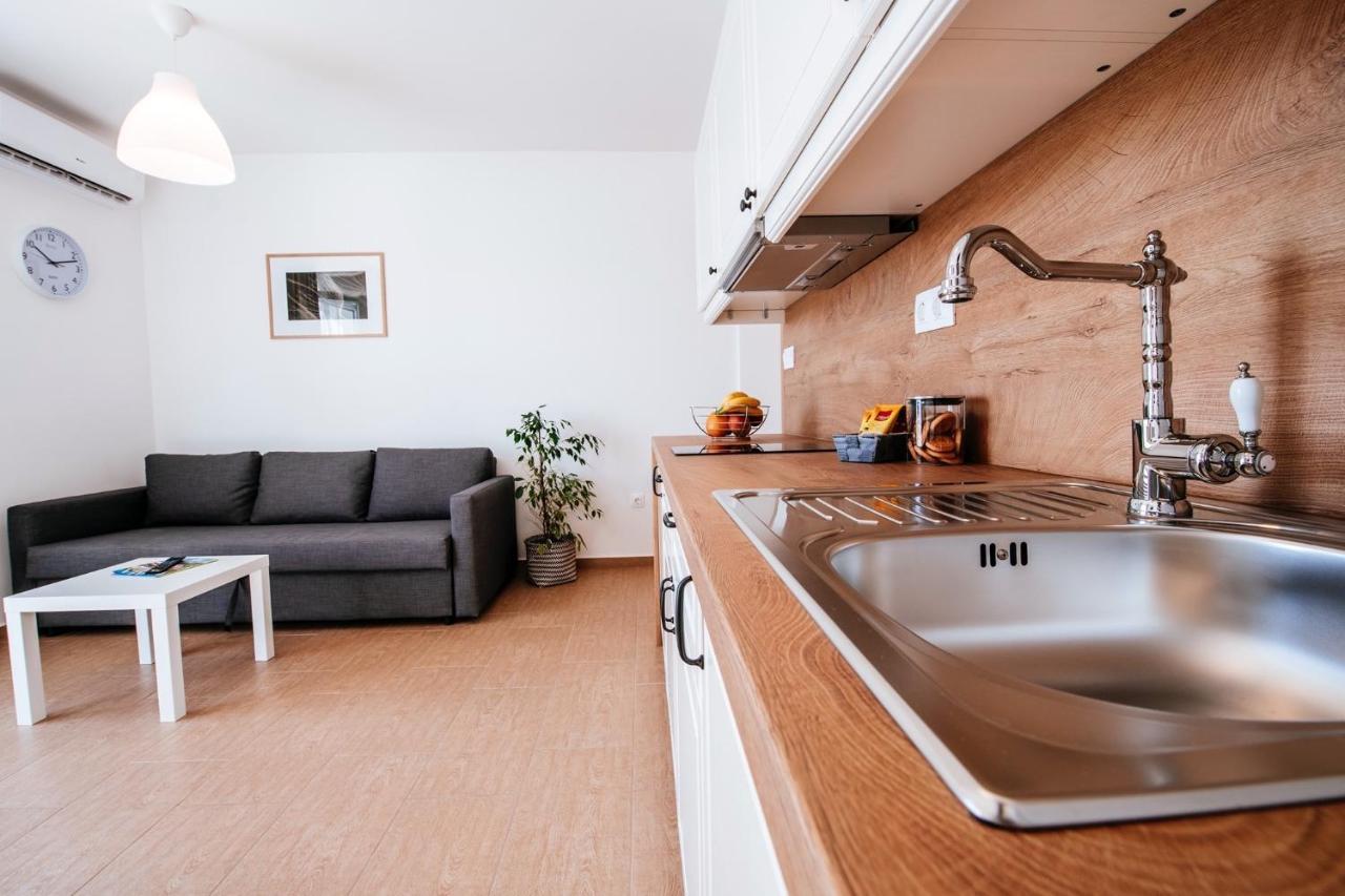 Apartment Rock