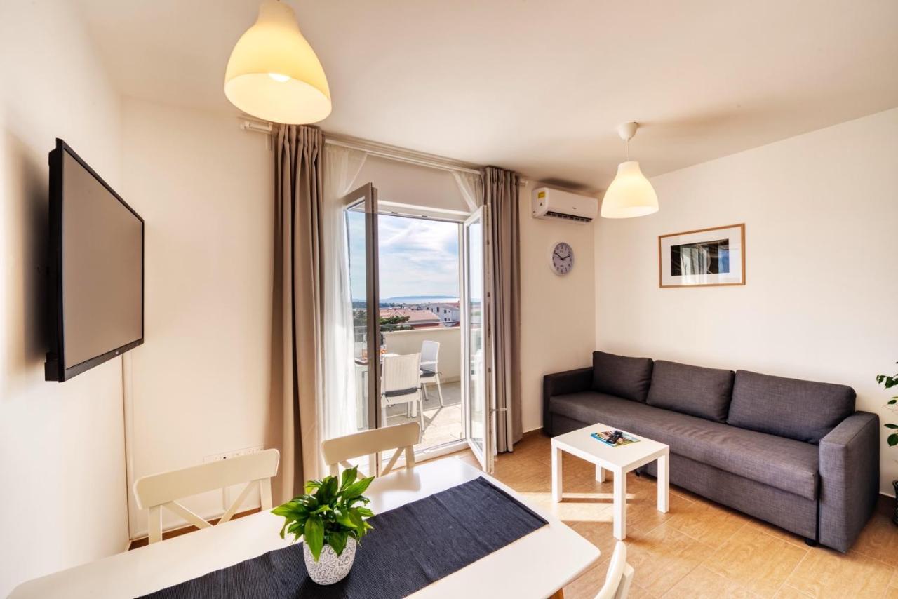 Apartment Rock