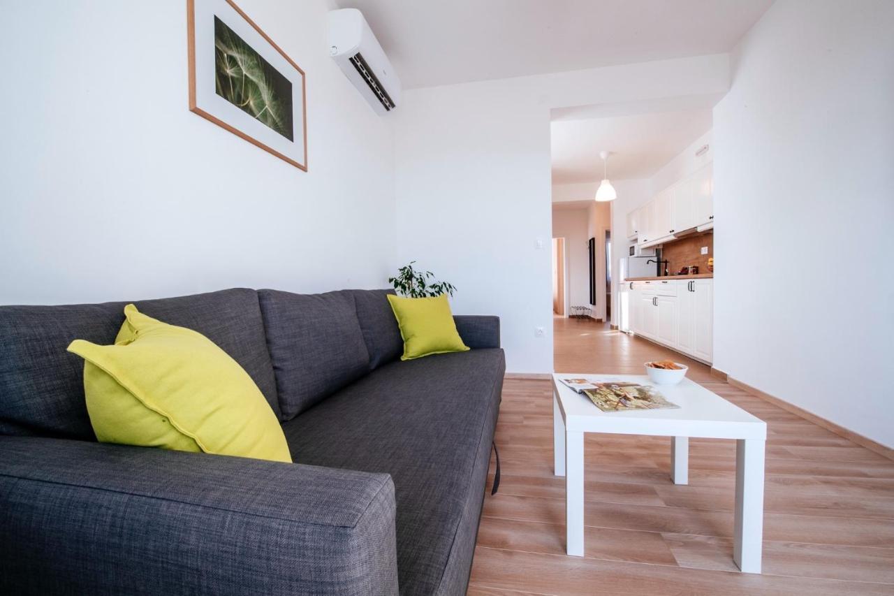 Rock Apartment
