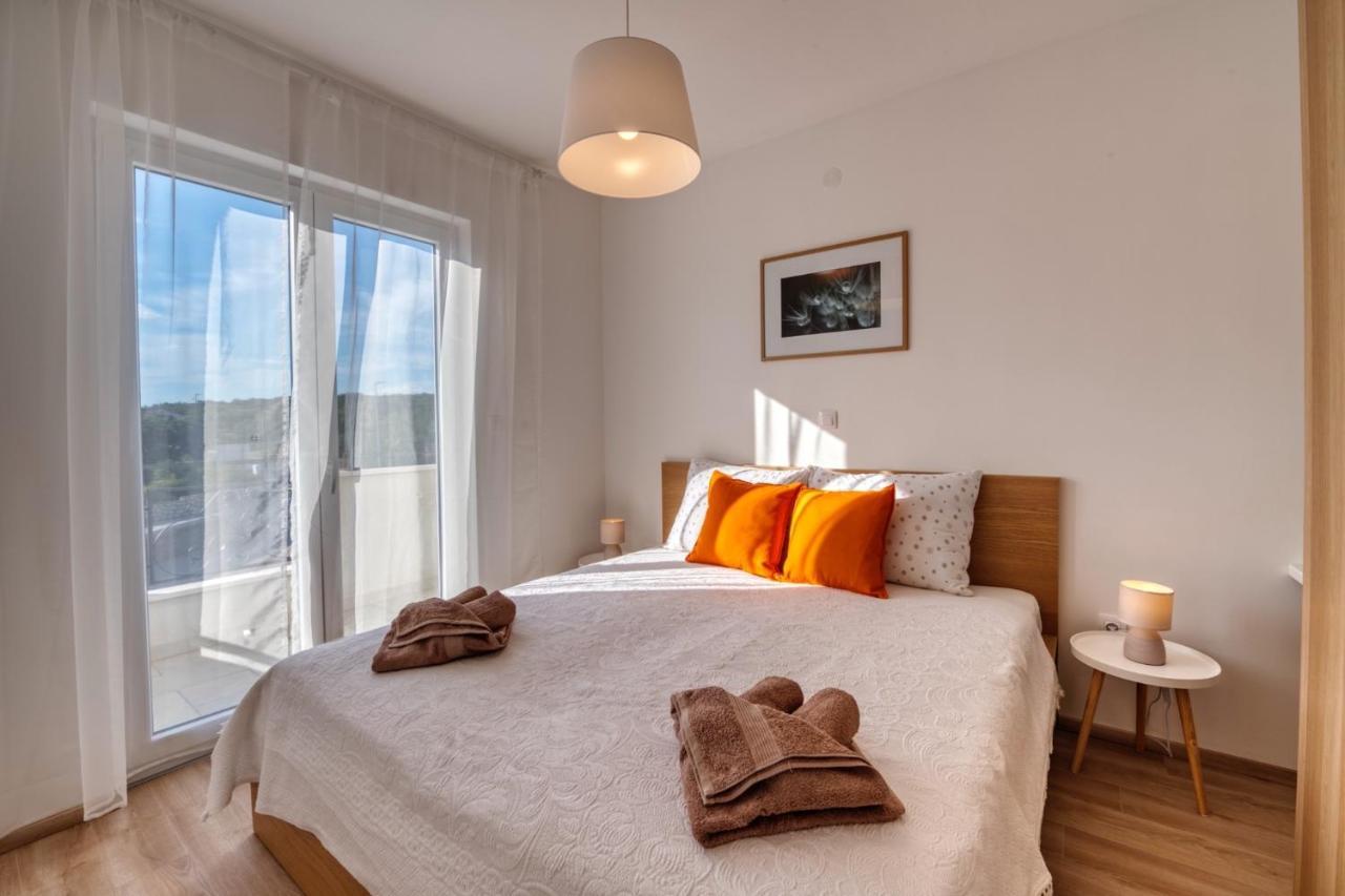 Rock Apartment